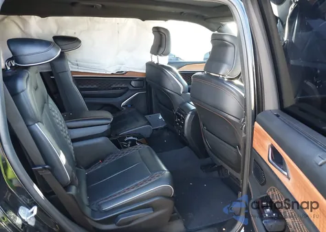 2021 Jeep Grand Cherokee L Summit Reserve 4X4 from USA, damaged, VIN 1C4RJKEG2M8103384